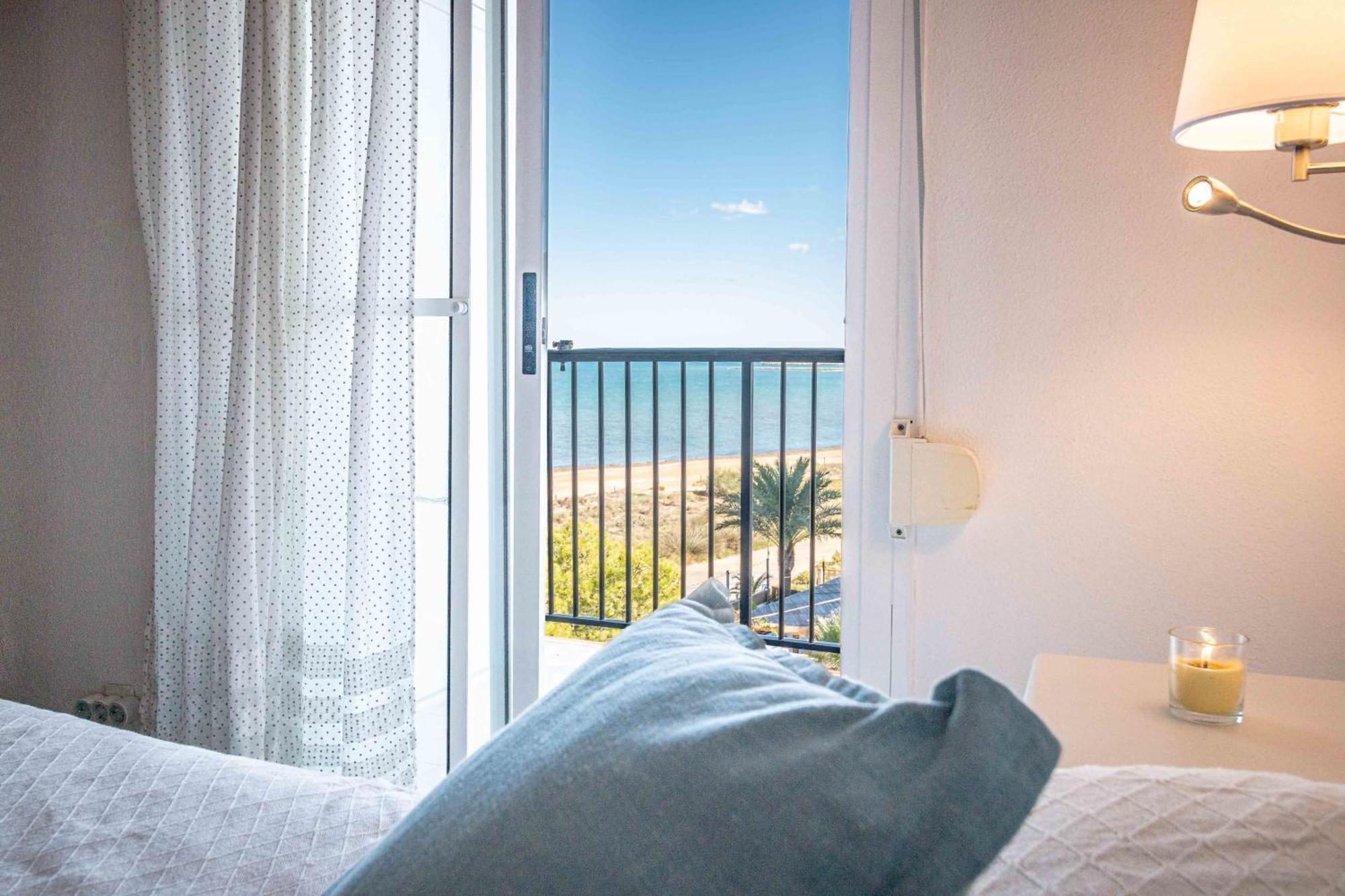 Atardecer Unico En La Playa Apartment Denia Bagian luar foto