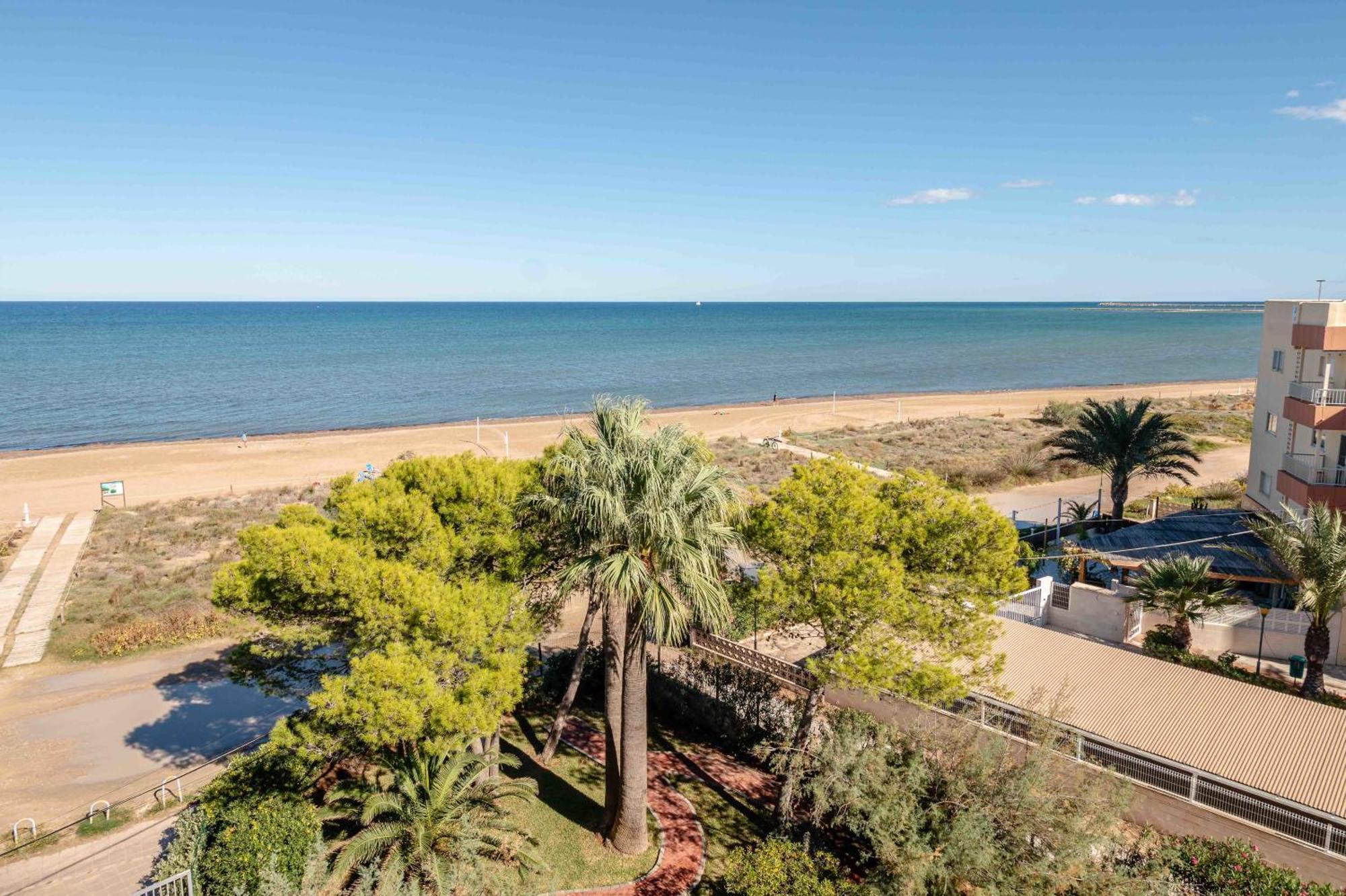 Atardecer Unico En La Playa Apartment Denia Bagian luar foto
